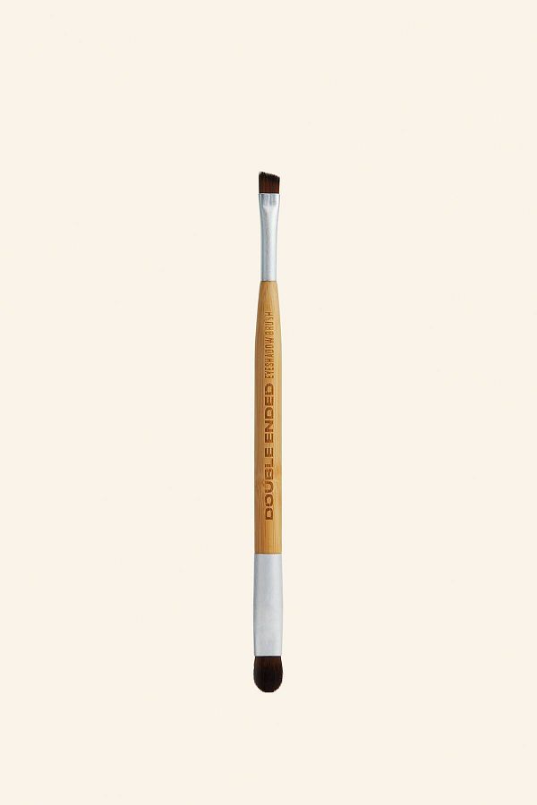 THE BODY SHOP-Double Ended Bamboo Eyeshadow Brush 1