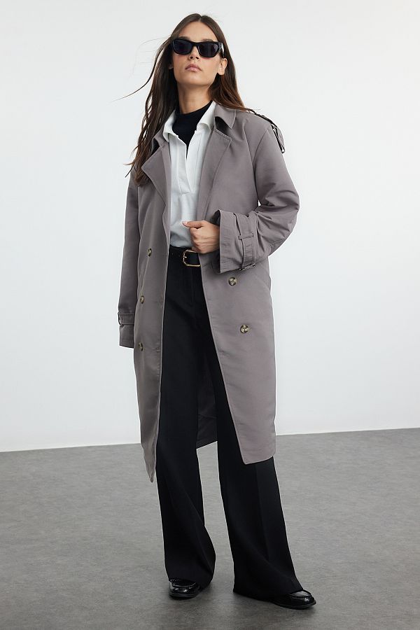 Windproof trench coat on sale