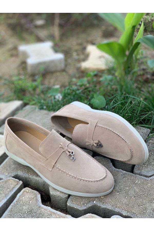 Classic summer shoes online