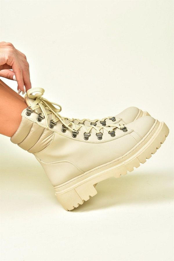 Fox Shoes-Μπεζ κορδόνια καθημερινά γυναικεία μποτάκια N973189709 1
