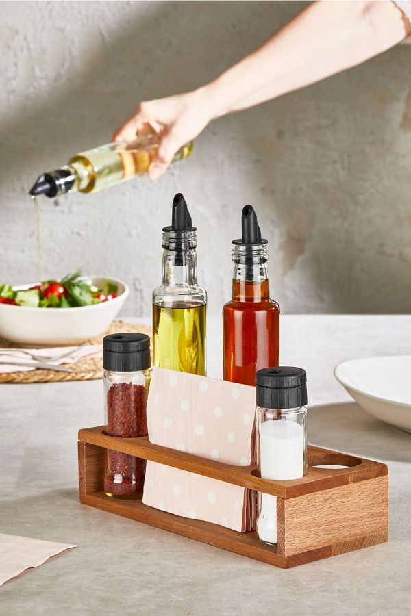 Spice and oil organizer top