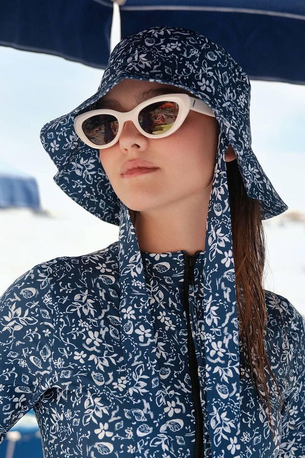 Manuka-Blue Shell Tie Bucket Hat 1