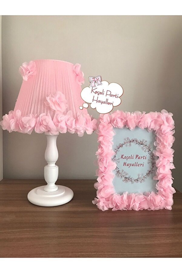 Keçeli parti hayalleri bebek çocuk odası abajur çerçeve pembe tül çiçek