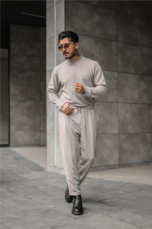 Grey tracksuit outfit shop