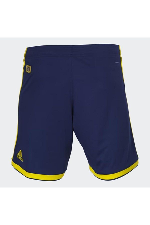 Regista 18 shorts 2025