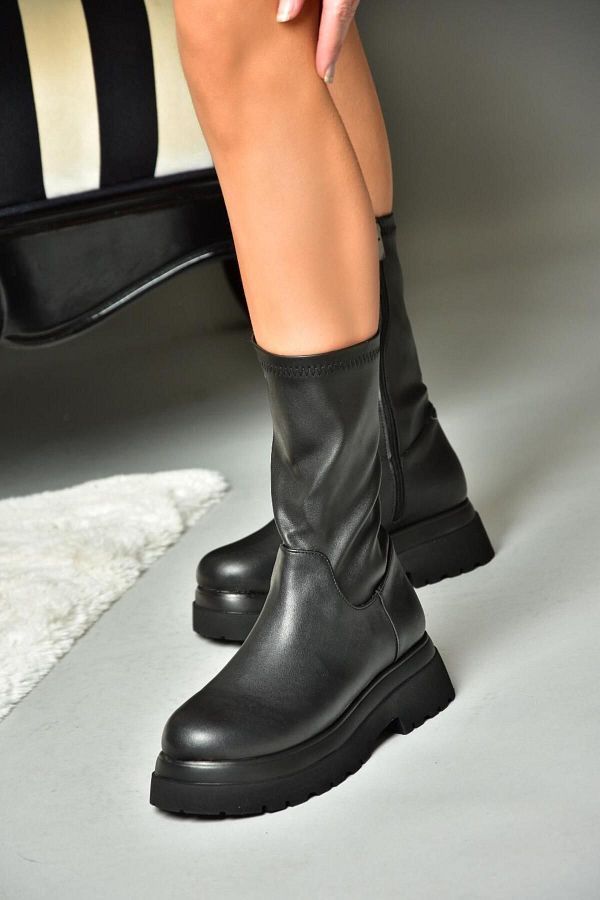 Fox Shoes-Schwarze Damenstiefel mit dicker Sohle 1