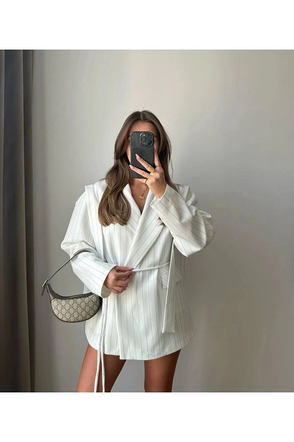 ErdemBukum-Alina Rekor Premium Damenjacke – Kordelzug-Design 1