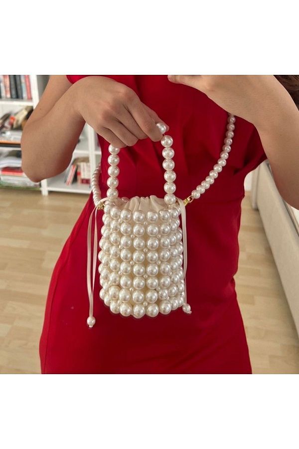 Pearl strap bag hot sale