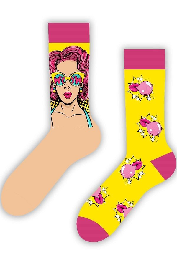 CARNAVAL SOCKS-Left and Right Wow Lip Patterned Colorful Socks 1