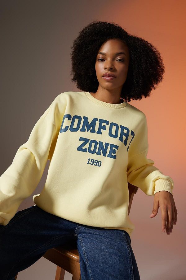 Defacto Thick and Crew Neck Oversize Sweatshirt B8888ax23wn Trendyol