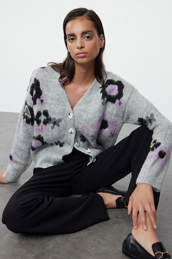 Trendyol Collection-Gray Floral Patterned Soft Knitwear Cardigan - TWOAW25HI00284 1