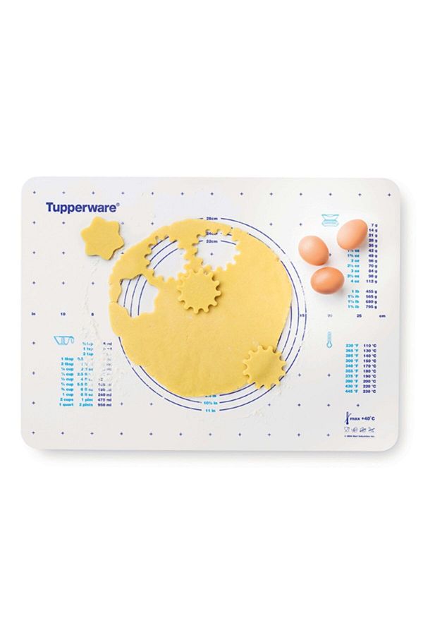 Tupperware-Dough Rolling Mat 1