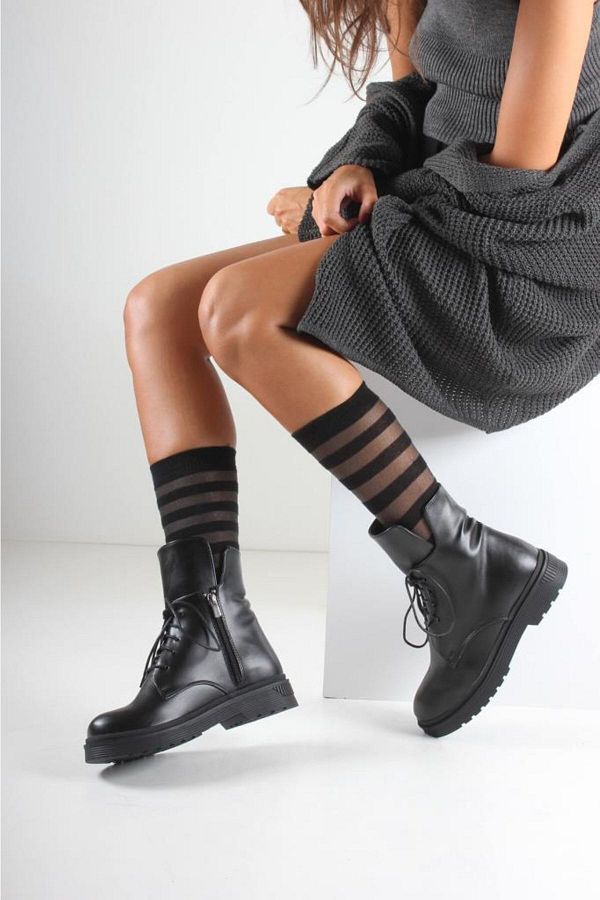 İnan Ayakkabı-Women's Black Casual Boots (Sole 4 cm) 1