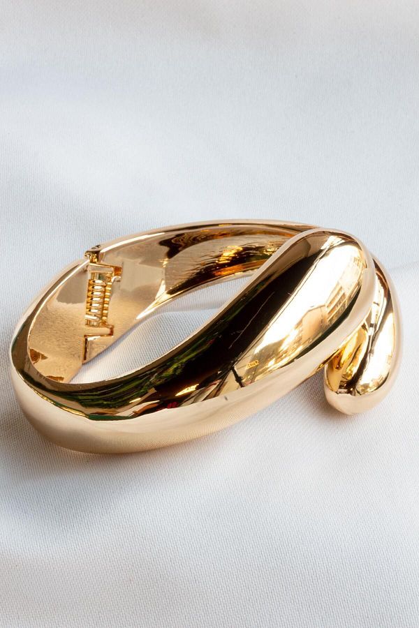 Nearsis-STEEL CLAMP BRACELET GOLD THICK BLOOM BRACELET 1
