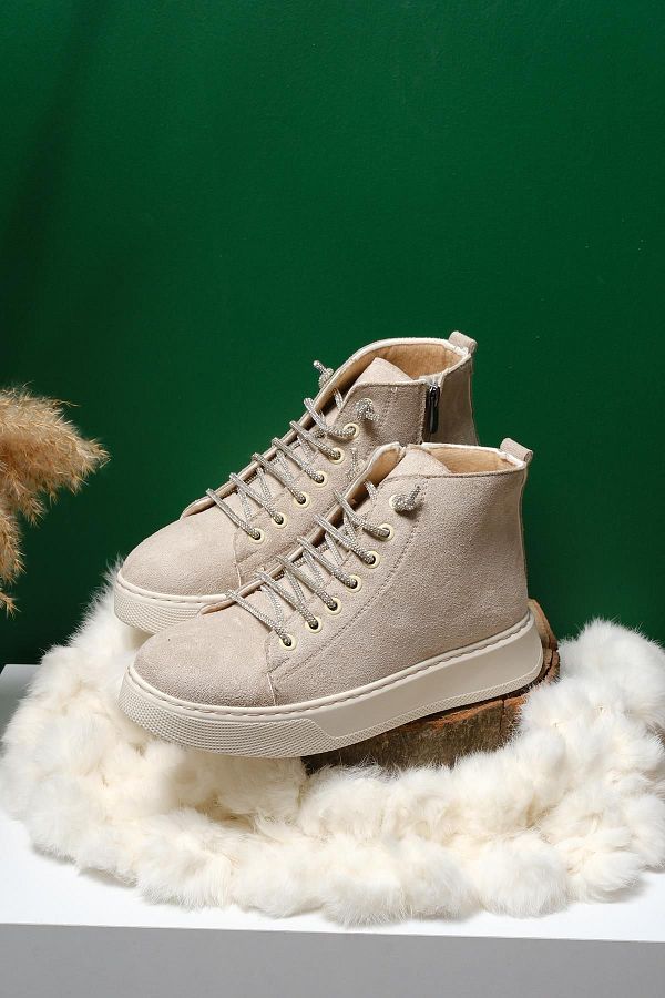 Oksit-Polina Thick Sole Lacing Stone Detailed Women's Sports Boots 1