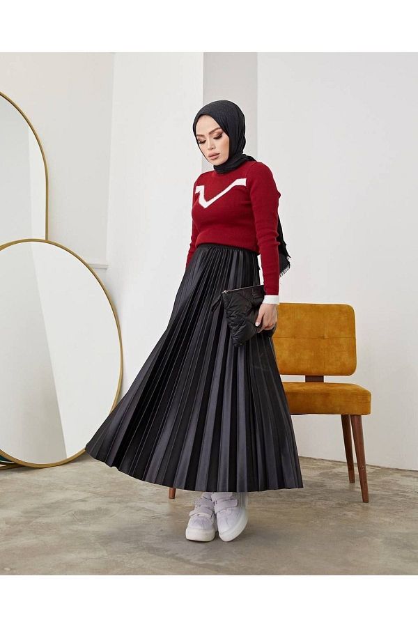 Black leather look pleated skirt online