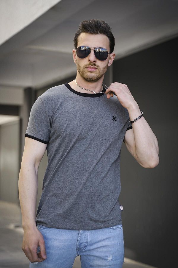 Oksit-Riad Slim Fit Lycra Men's Tshirt with Embroidery Detail and Piping on the Collar 1