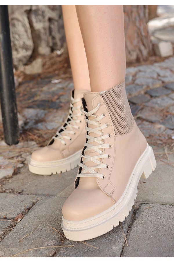 TUFEYO Beery Cream Colored Lace Up Boots Trendyol