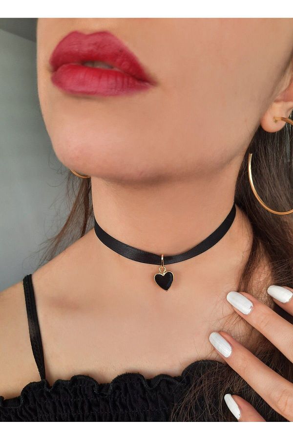 Collar necklace trend online