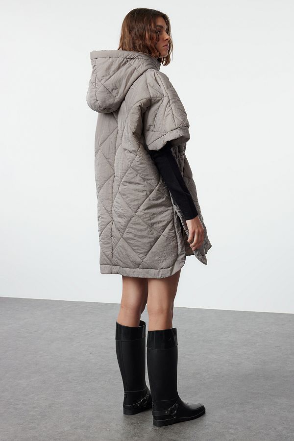 Trendyol Collection Oversize Mink Quilted Coat Trendyol Collection Oversize Mink Quilted Coat