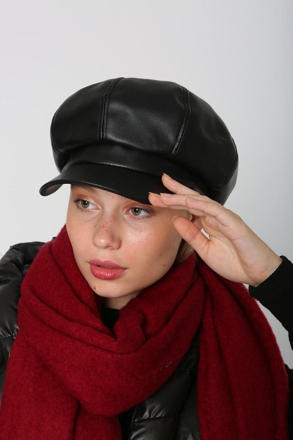 FELLMENS Black Faux Leather Cap Hat for Women Trendyol