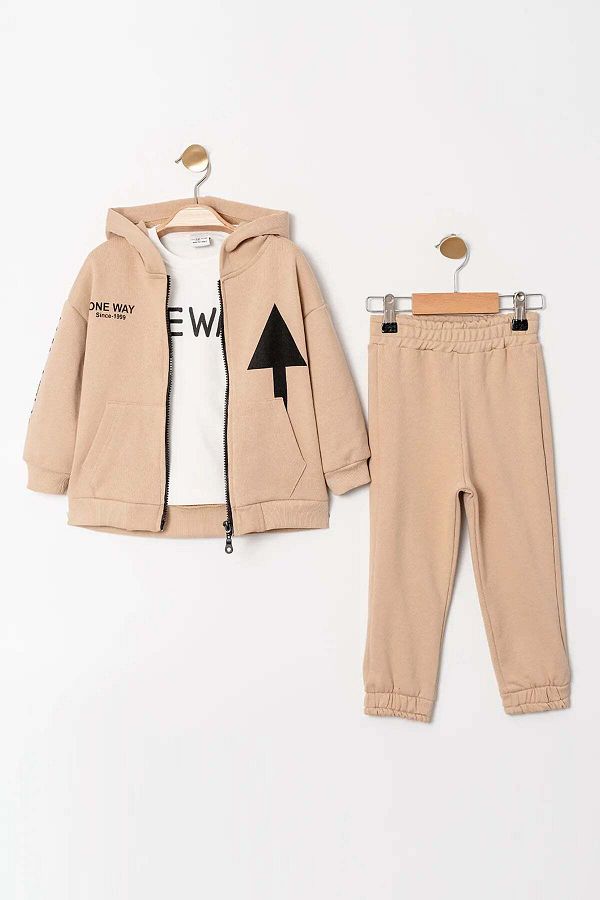 Gold Class Kidswear-Diagonal 3-piece Tracksuit Set with Hood and Zipper for Boys 1
