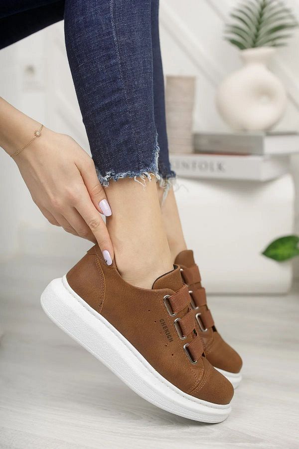 Brown short heels new arrivals