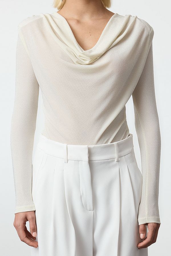 Trendyol Collection-Třpytivé Ecru Knitted Body - límec Degaje TPRAW25BD00002 1