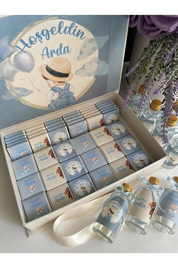 Minemiss Tasarım Kutulu Isme Özel Tasarımlı 60 Adet Kız Bebek Çikolatası Ve 25 Adet Kolonya Dogum-hediyelik-cinsiyet