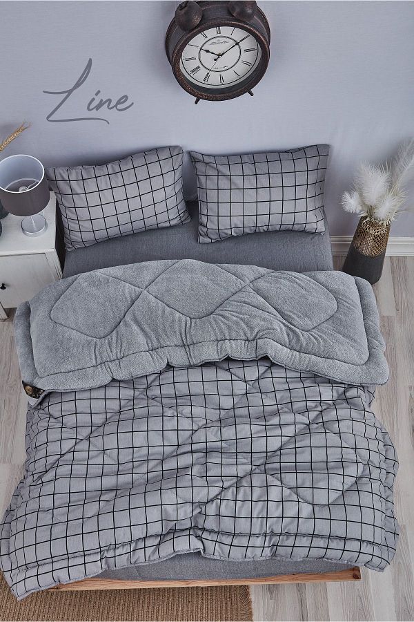 MARLA HOME-Fluffy Double Welsoft Line Patterned Double-Sided Quilt Set 1