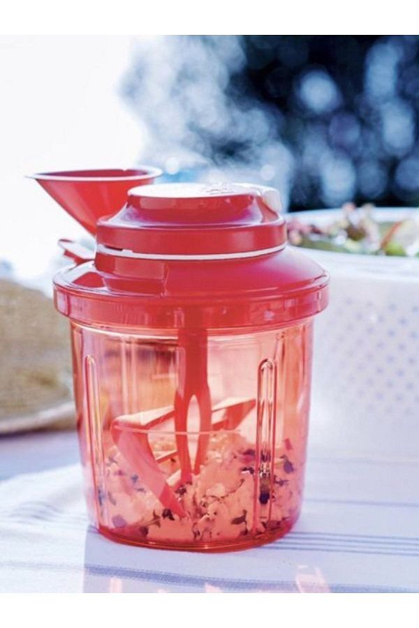 Tupperware-Extra Chef (mega Size Chopper) 1