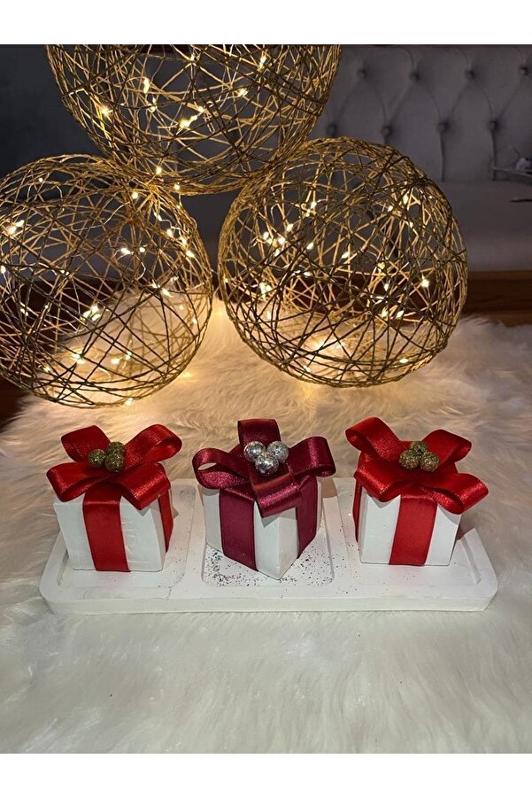Velovis-Ribbon Cube Christmas Ornaments 1
