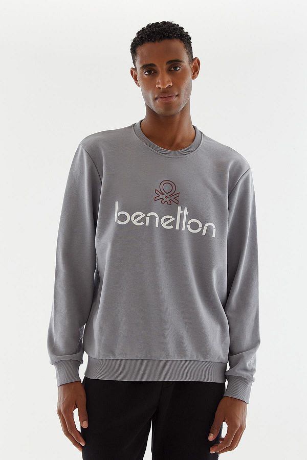 United colors of benetton men's sweatshirt on sale