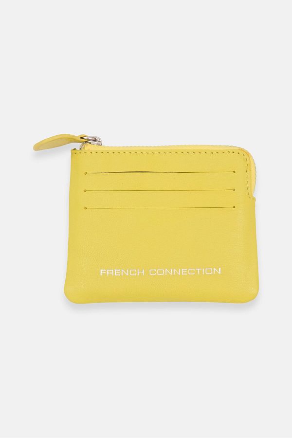 French Connection-محفظة نسائية بشعار العلامة التجارية مقاس 9 عرض × 8 ارتفاع × 2 عرض سم، أصفر 1