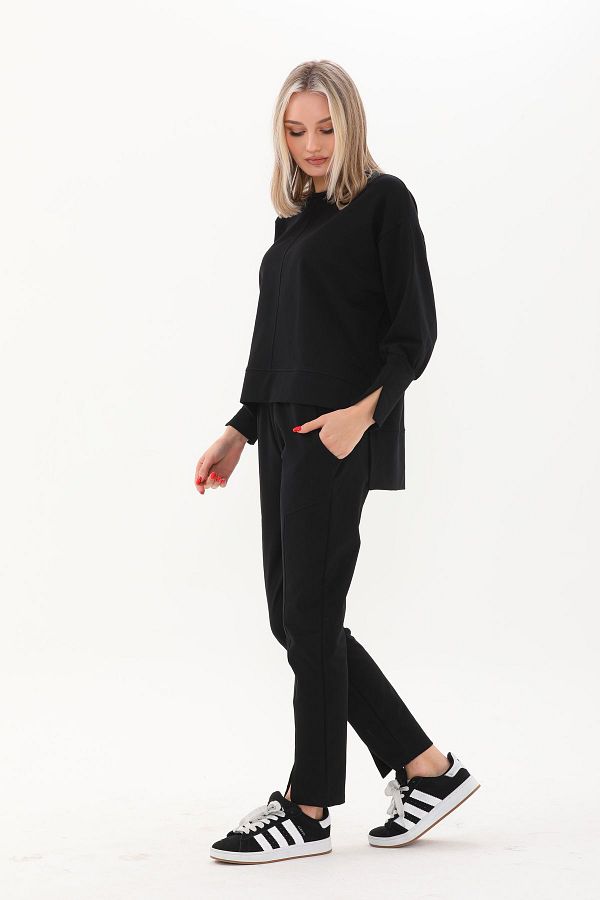 Limerence-Women's Black Color Two Thread Basic Tracksuit Set with Slits on the Leg 1