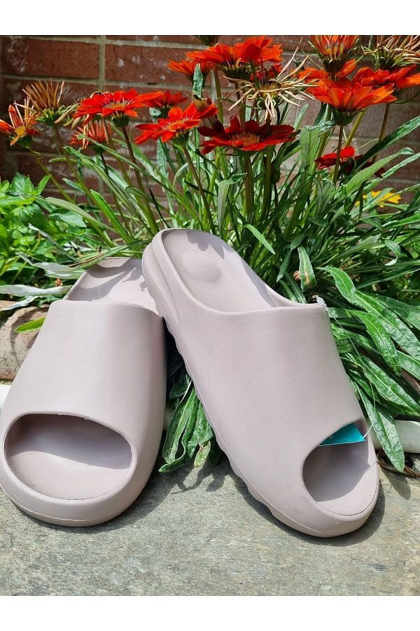 New model slippers cheap