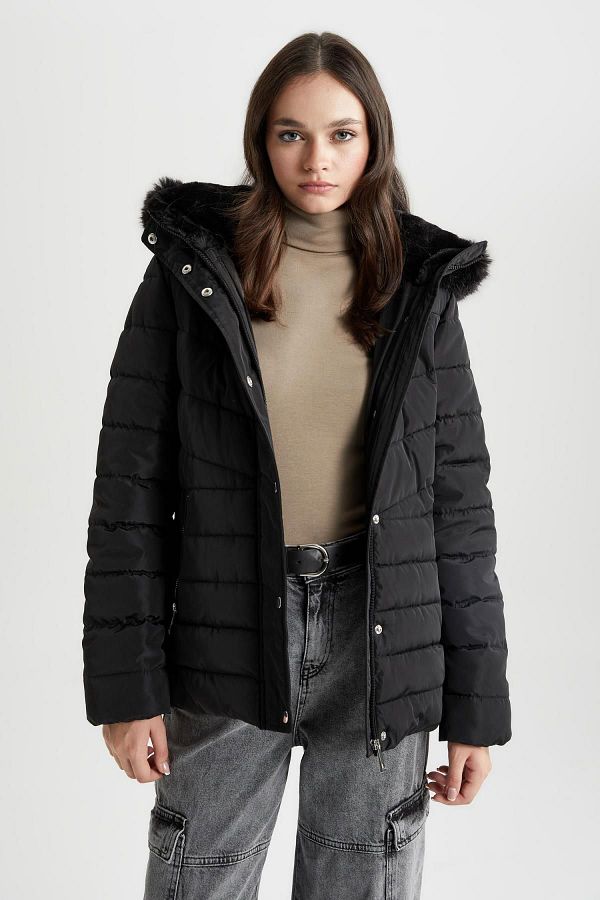 Defacto Faux Fur Hooded Puffer Jacket Water Repellent Detachable Quilted Regular Fit A7168Ax23Wn Trendyol