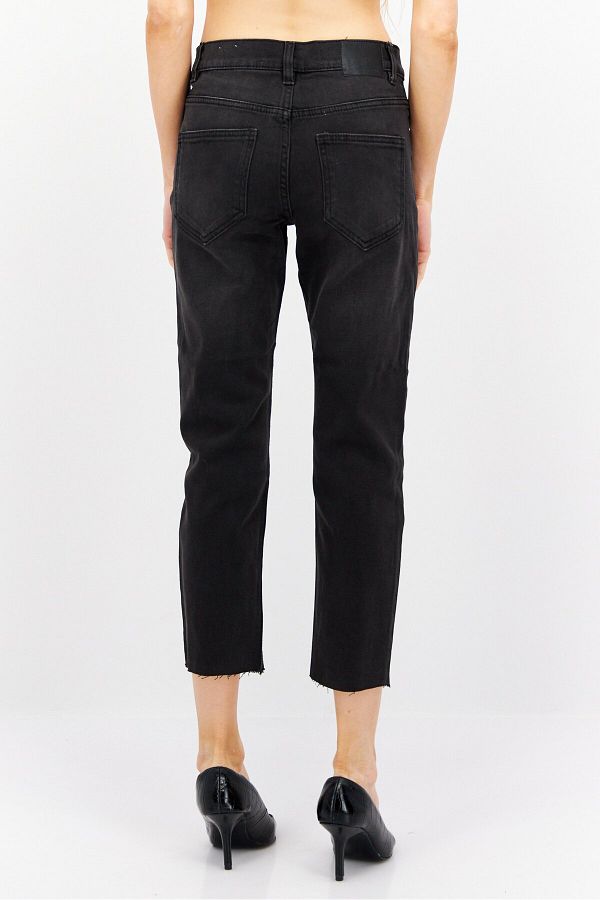 Don t Call Me Jennyfer Women Slim Fit Dark Washed Stretchable Mom Jeans Black Trendyol