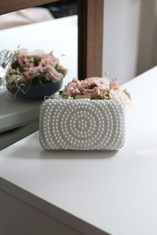 Moom Bag Women s Pearl Detailed Round Pattern Evening Bag Trendyol