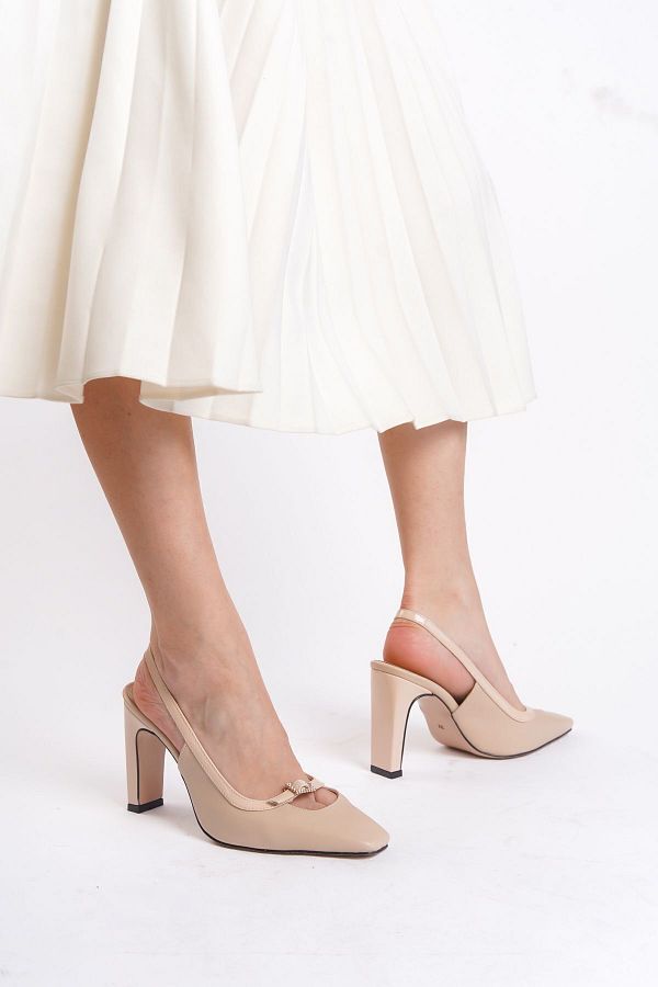Limeo Nude Skin Women s Jewelled Buckle Detailed Evening Dress Medium Thick High Heels Trendyol