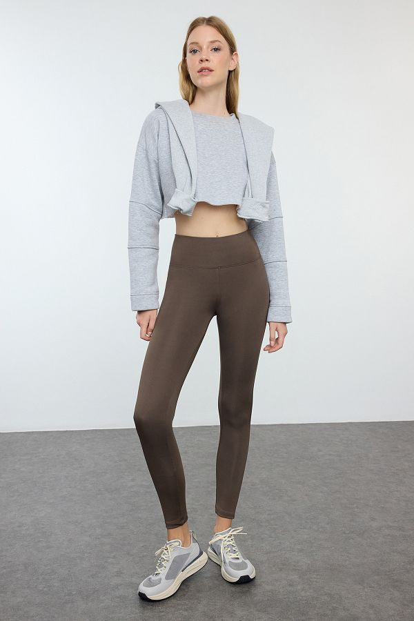 Trendyol Collection-Extra erholsame Strick-Sport-Leggings – breite Taille, volle Länge, Schokoladenbraun TWOAW21TA0029 1