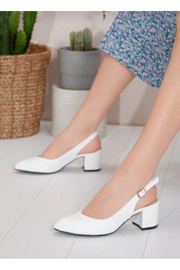 The bay womens shoes on sale