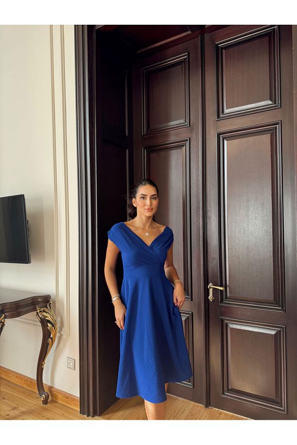 Dress boat neck models best sale