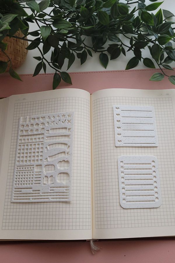 Karmelom Studio-Bullet Journal Design and 2-Piece Square Note Holder Template Ruler Set - White 1