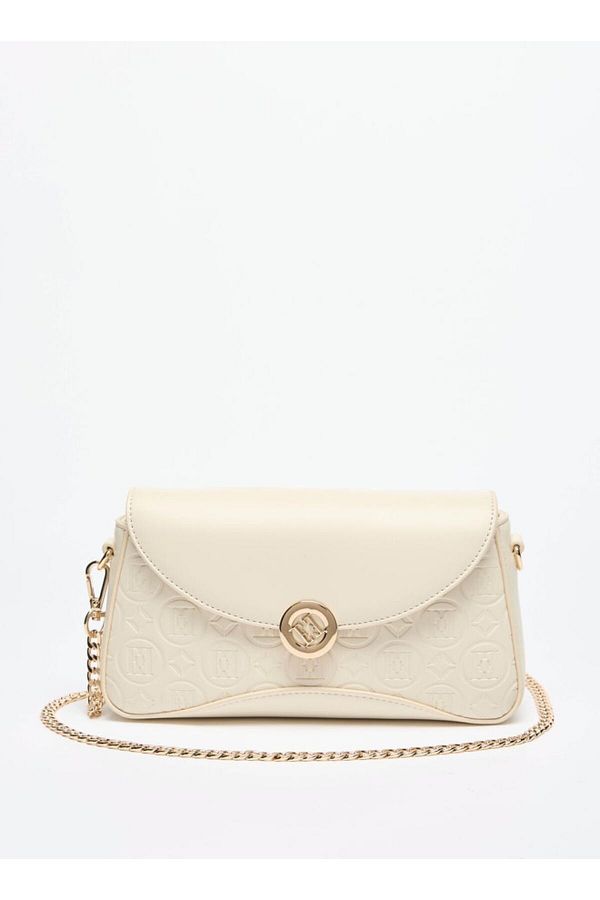 Crossbody bag with gold chain strap store