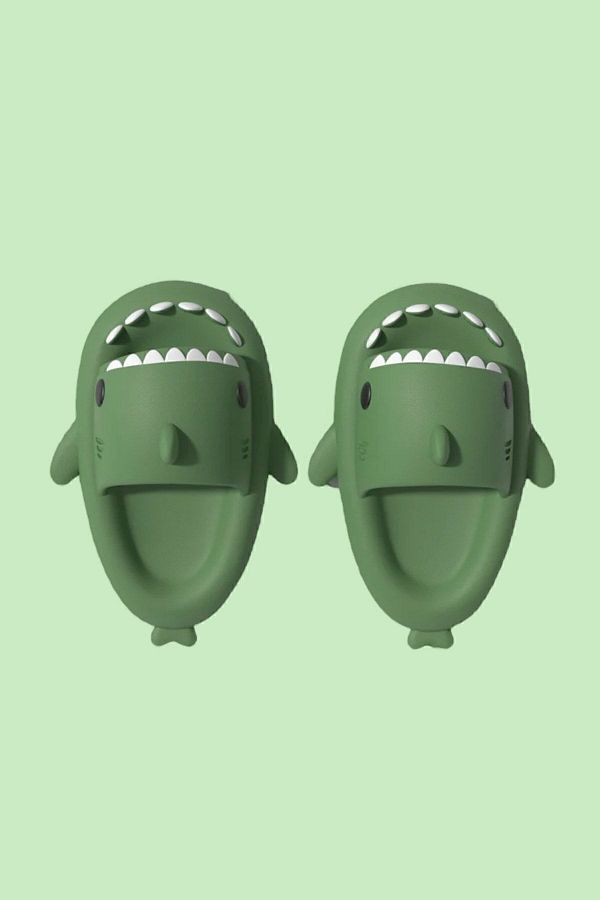 Reyo-Hipnotico Shark Slippers Shark Slides 1