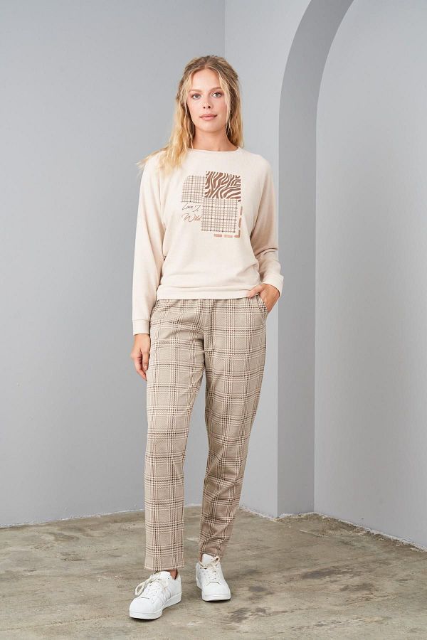 PJS-24588 Costum sport moale în carouri pentru femei 1