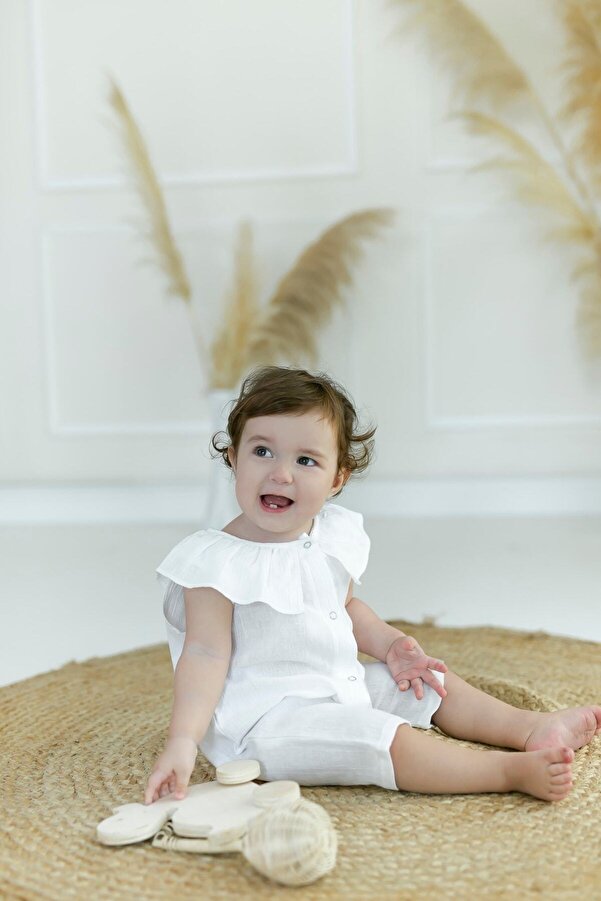 BeyzBaby Şile Bezi Bebek Beyaz Kolsuz Fırfırlı Müslin Tulum