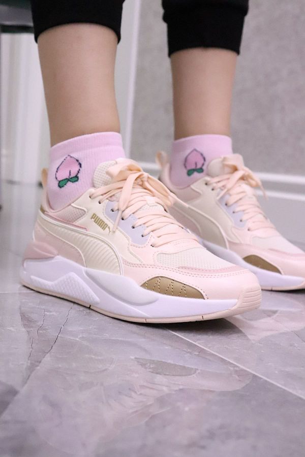 Puma thick sole top