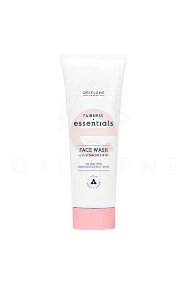 Oriflame-Fairness Essentials Face Wash Foam 125 Ml On2onstore 1